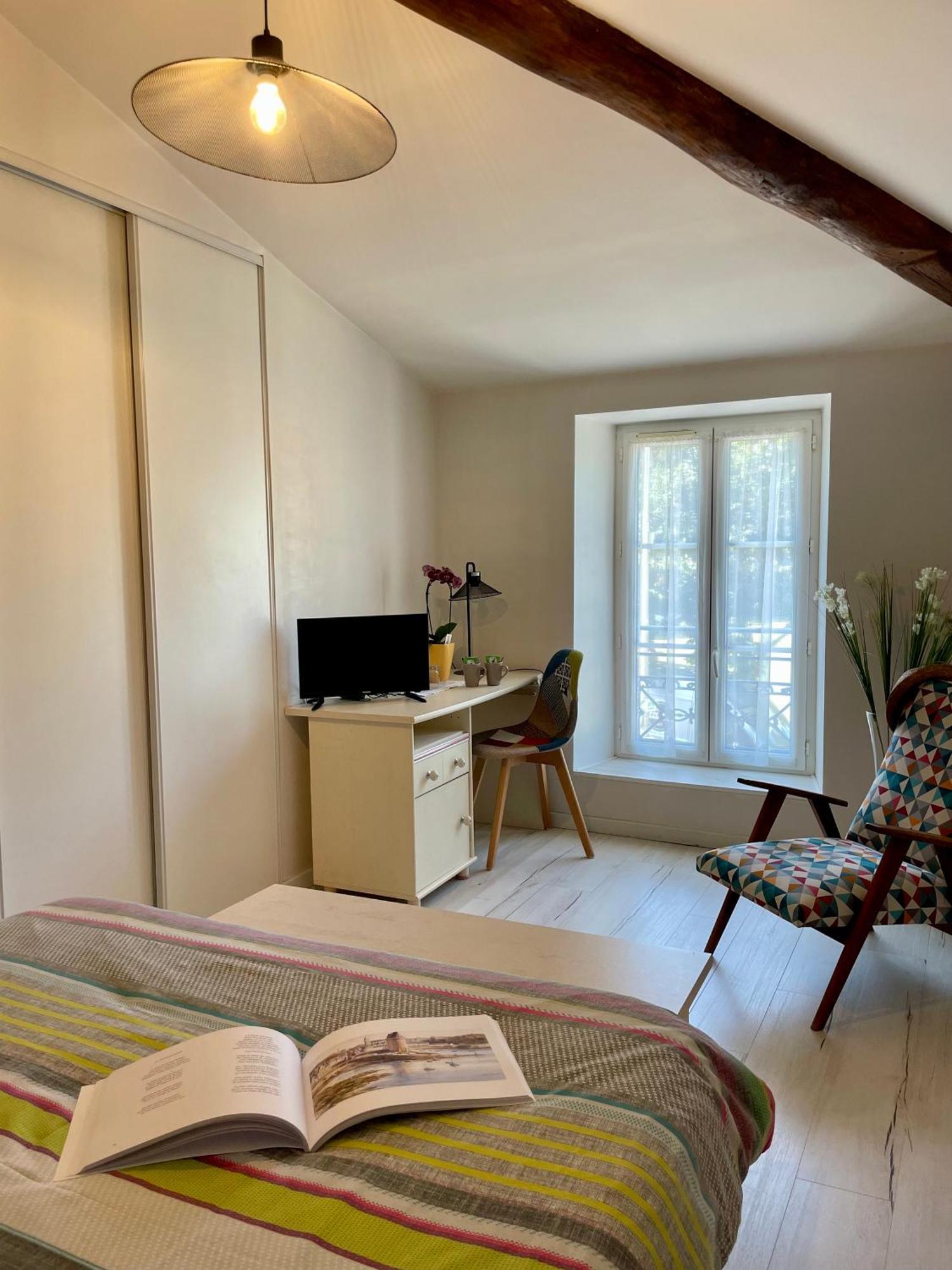 Bed and Breakfast L'Escale La Jarrie Екстер'єр фото